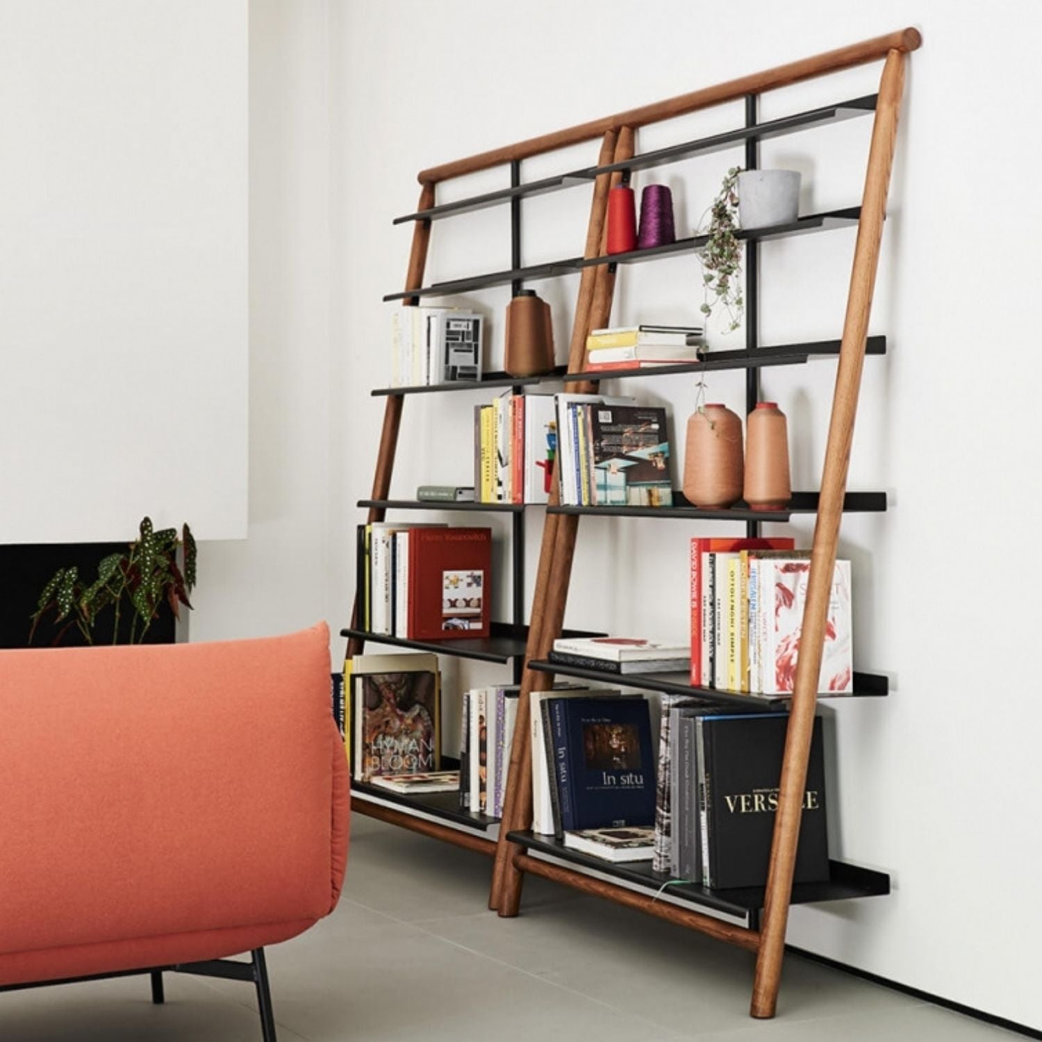 Suite Bookshelf