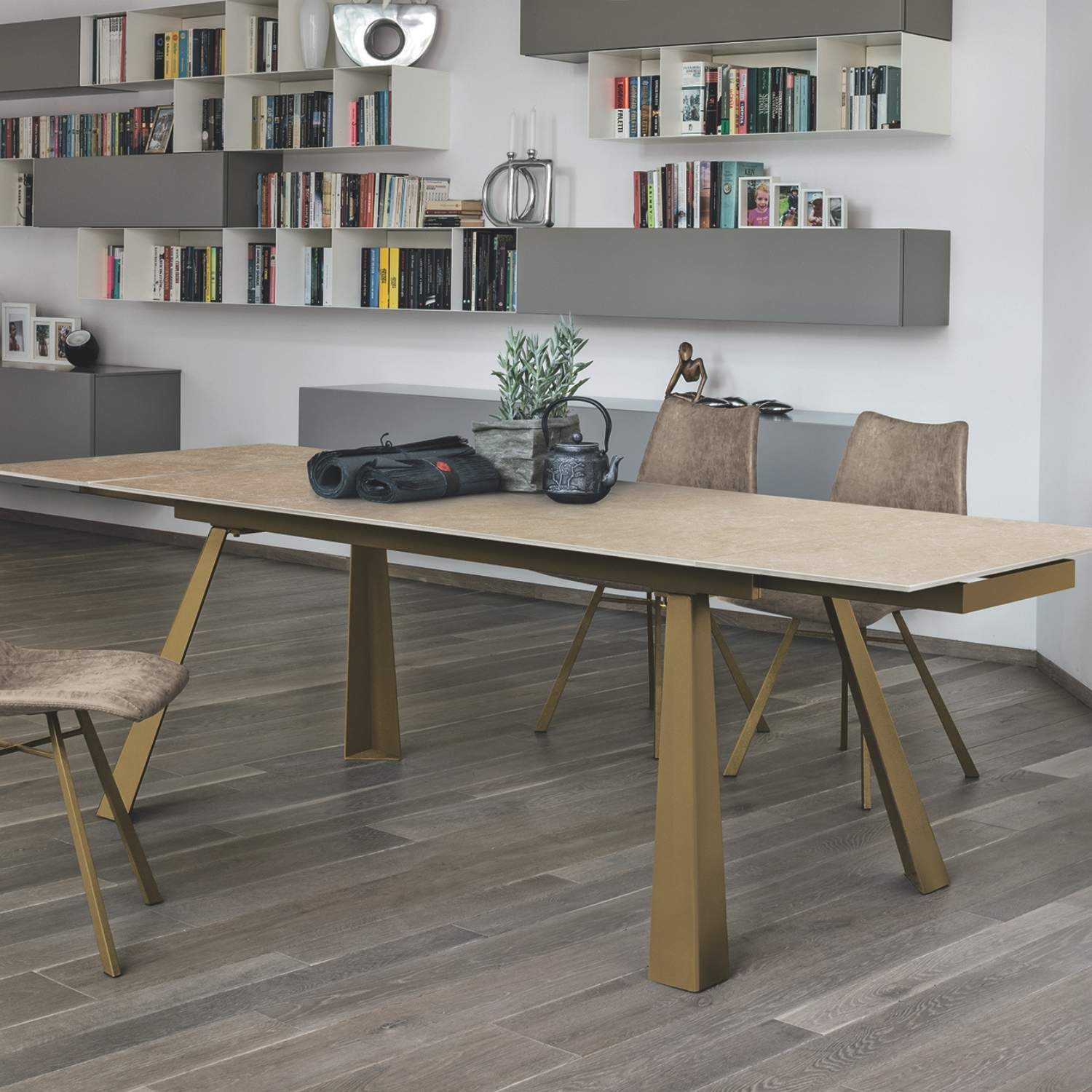 Ponente Extending Table