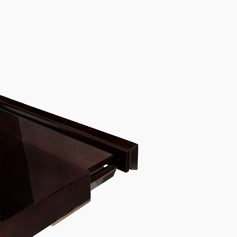 Tamara Extending Table