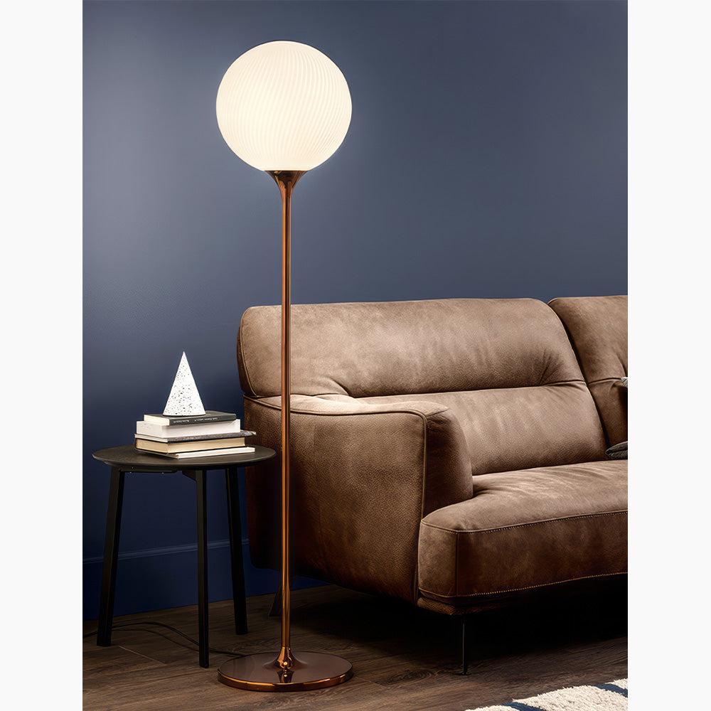 Tee Floor Lamp