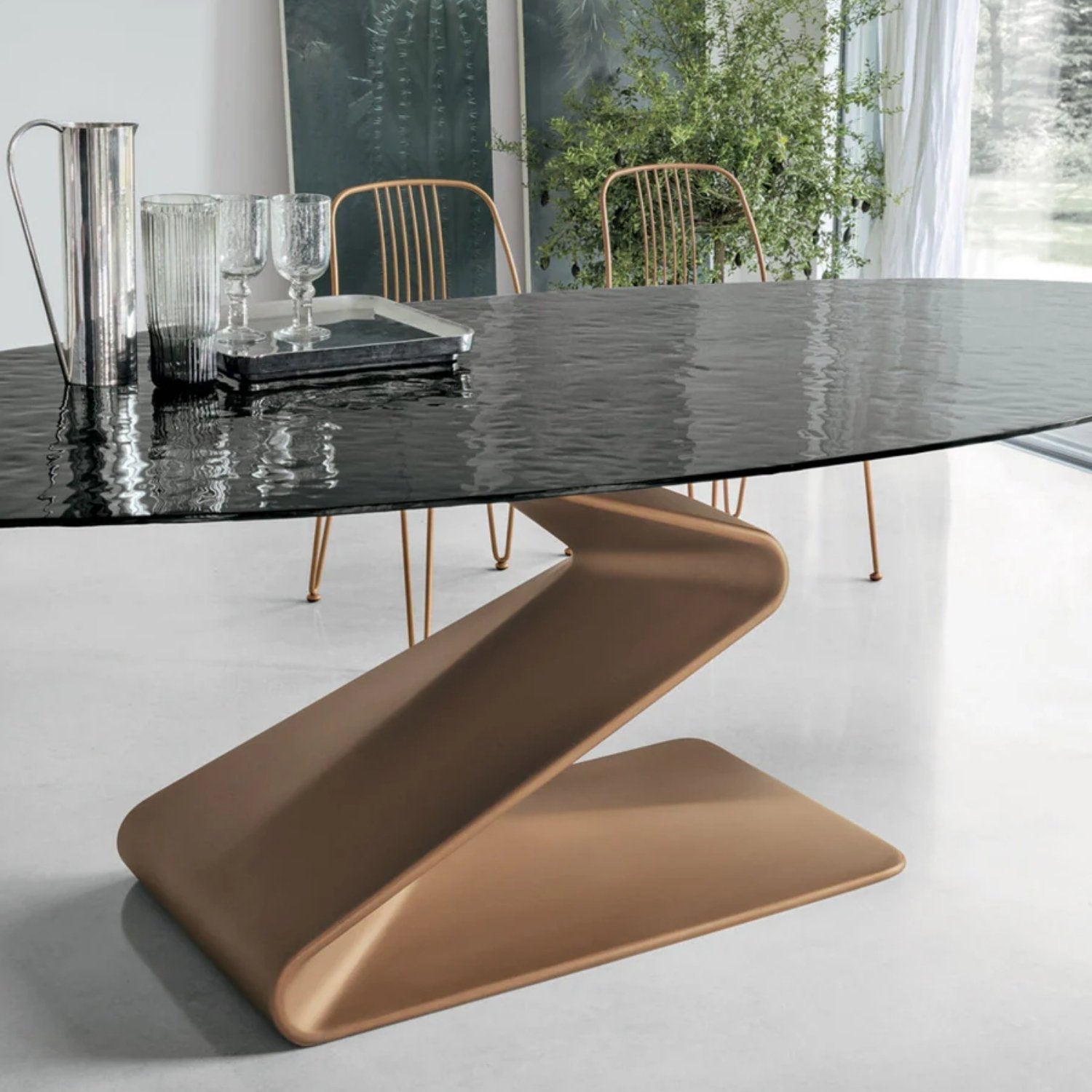 Zed Oval Table