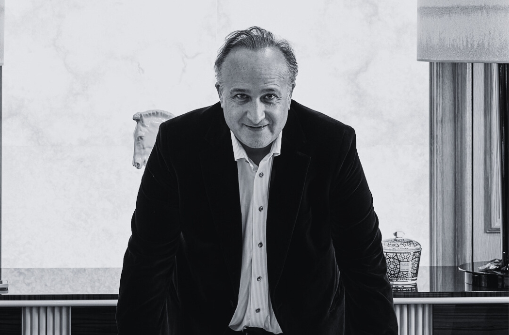 Portrait of Laurent Taïeb, founder of Onohome